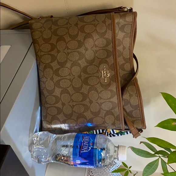 COACH Brown/Tan Crossbody Bag - Picture 2 of 2